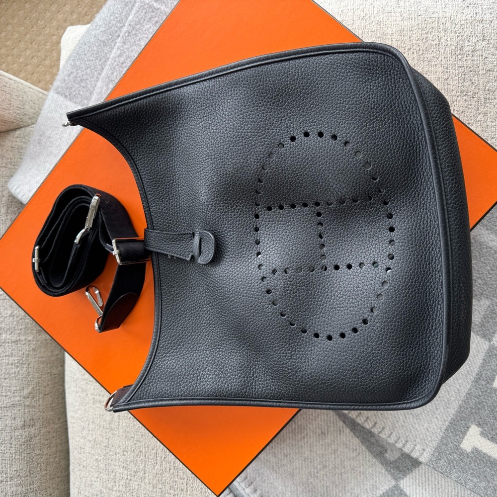 Hermes Evelyne Crossbody Large size Black. Full set. - Picture 3 of 5